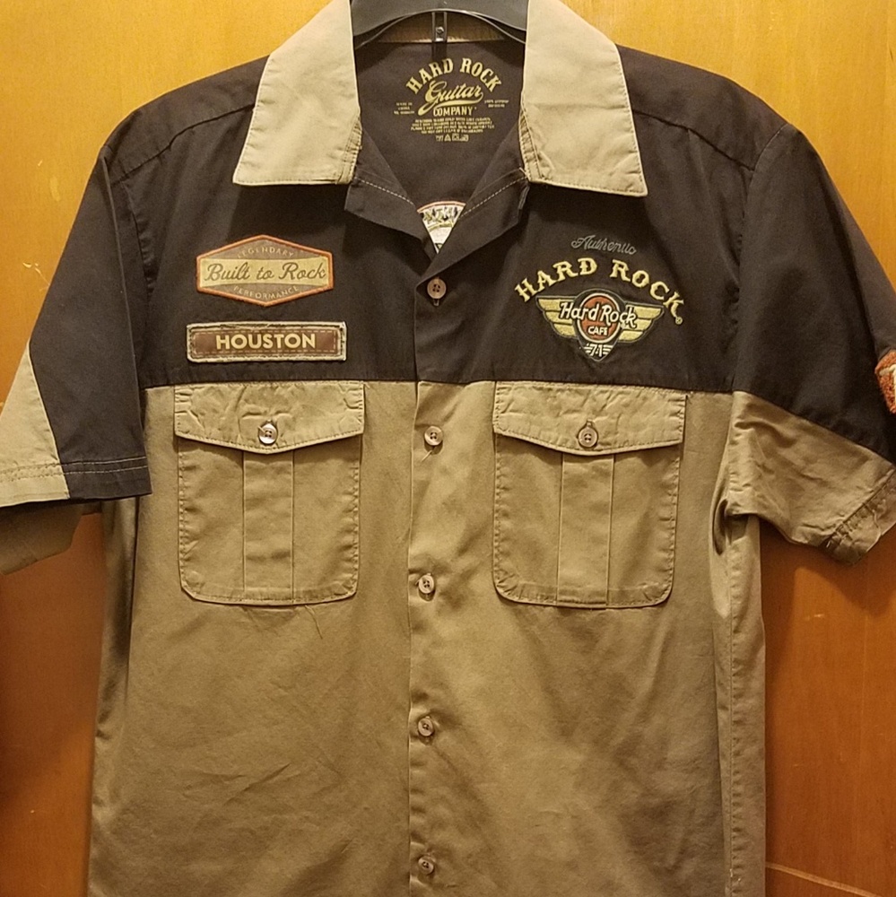 Men's shirt